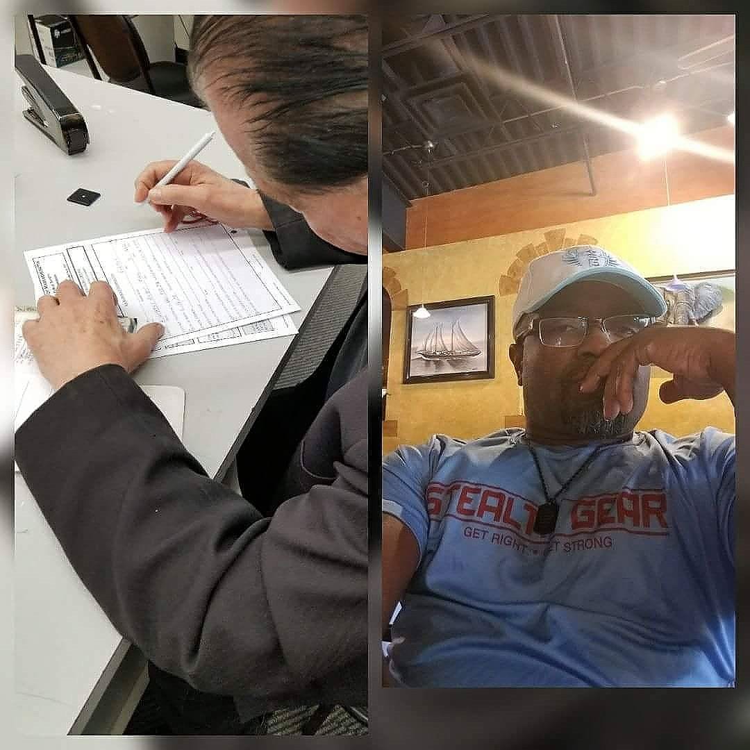Executive Chairman, Howard Sanford and Founder of "Stealthletic Gear"has officially signed legendary Boxing Promoter/ Matchmaker "Don Elbaum" He is now employed by "Money Round Boxing League." Over 20,000 Boxers are going to work Worldwide.. www.moneyroundboxing.com and www.stealthletic.com #Moneyroundboxingleague #Money #fighters